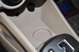 2011款东风悦达起亚K2