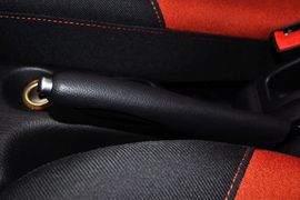 2012款东风雪铁龙C2