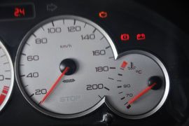 2012款东风雪铁龙C2