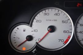 2012款东风雪铁龙C2