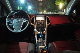 1.6T别克英朗XT上海站试驾组图