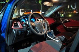 1.6T别克英朗XT上海站试驾组图