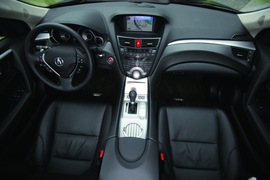 2011款讴歌ZDX评测