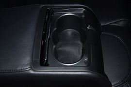 2011款雪铁龙C5东方之旅纪念版