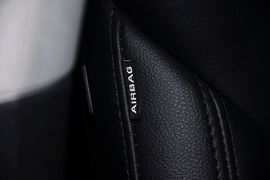 2011款雪铁龙C5东方之旅纪念版