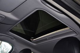 2011款雪铁龙C5东方之旅纪念版