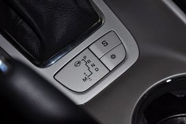 2011款雪铁龙C5东方之旅纪念版