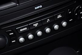 2011款雪铁龙C5东方之旅纪念版