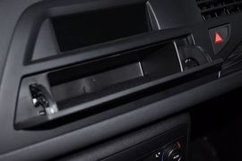 2011款雪铁龙C5东方之旅纪念版