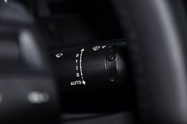 2011款雪铁龙C5东方之旅纪念版