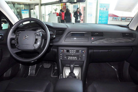 2011款雪铁龙C5东方之旅纪念版