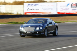 2012款宾利欧陆GT试驾