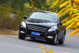 2011款奔驰R350L