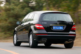 2011款奔驰R350L