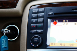 2011款奔驰R350L