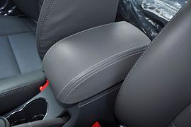 2012款帝豪EC718手动豪华型