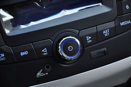 2012款帝豪EC718手动豪华型