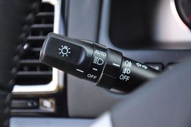 2012款帝豪EC718手动豪华型