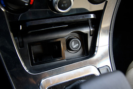 2012款中华V5