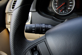 2012款中华V5