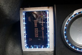 丰田皇冠音响改装