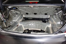 丰田皇冠音响改装