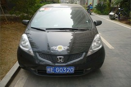 本田飞度简改马来西亚AUXDIO（魔音）