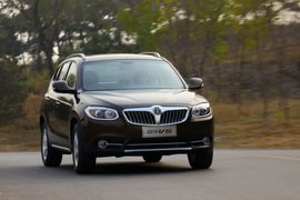 2012款华晨中华V5