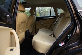2012款华晨中华V5