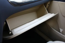 2012款华晨中华V5