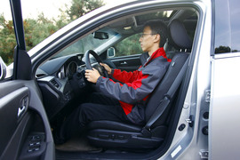 2011款讴歌ZDX深度测试