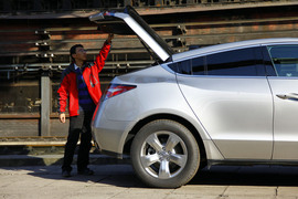 2011款讴歌ZDX深度测试