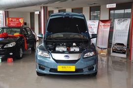 2012款比亚迪e6先行者纯电动汽车
