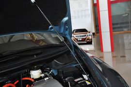 2012款比亚迪e6先行者纯电动汽车