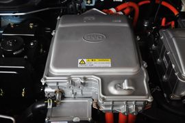 2012款比亚迪e6先行者纯电动汽车