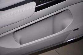 2012款比亚迪e6先行者纯电动汽车