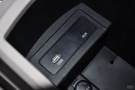 2012款比亚迪e6先行者纯电动汽车