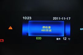 2012款比亚迪e6先行者纯电动汽车
