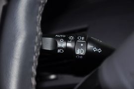 2012款比亚迪e6先行者纯电动汽车