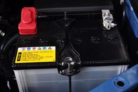 2011款丰田FJ酷路泽