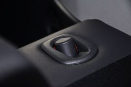 2011款丰田FJ酷路泽