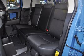 2011款丰田FJ酷路泽