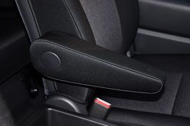 2011款丰田FJ酷路泽