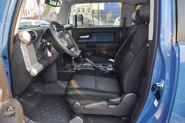 2011款丰田FJ酷路泽