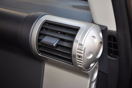 2011款丰田FJ酷路泽