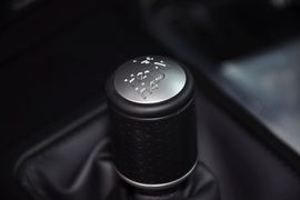 2011款丰田FJ酷路泽