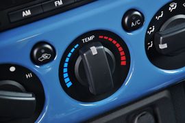 2011款丰田FJ酷路泽