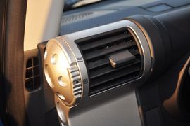 2011款丰田FJ酷路泽