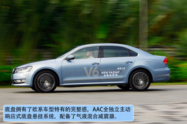 2012款上海大众全新帕萨特V6旗舰尊享版