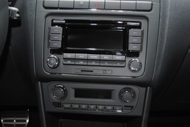 2012款大众CrossPolo